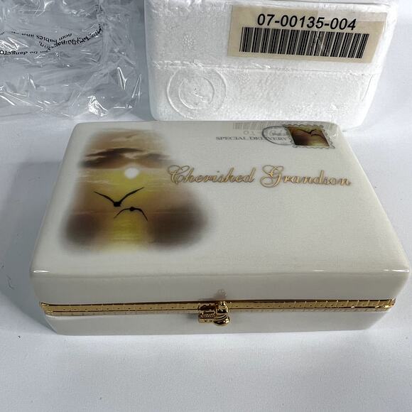 2006 Ardleigh Elliott Cherished Grandson Porcelain Music Box A1078 Mint Limited - Picture 1 of 10